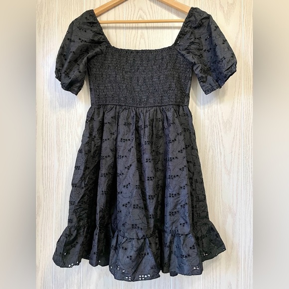 D&M Sweetheart Neck Ruched Bust Ruffle Hem Dress Size L NWT - Picture 5 of 6